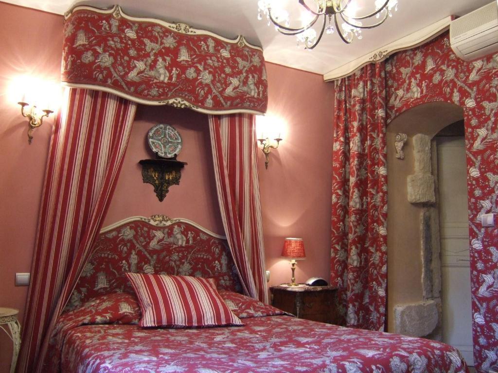 Bed and Breakfast Bize De La Tour Saint-Bonnet-du-Gard Zimmer foto